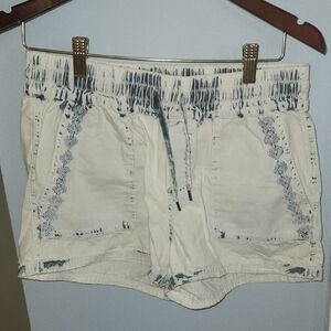 100% Acid Washed Lightweight Shorts